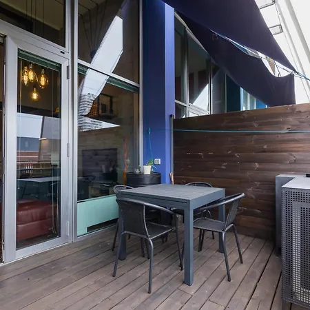 アパート Luxury Loft Adriano 51 ミラノ